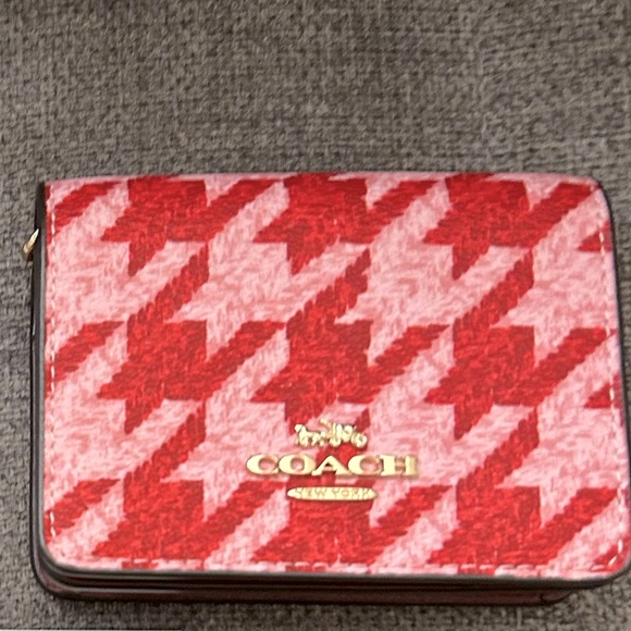 Coach Leather Mini Wallet On A Detachable Chain - Picture 8 of 9